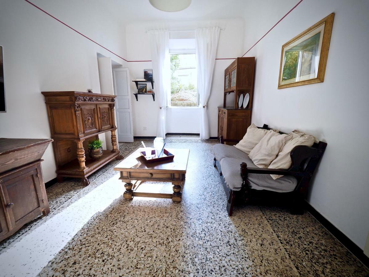 Apartamento Dimora Di Famagosta Centro - Genovabnb It Exterior foto